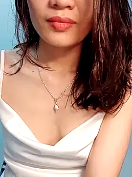 Hinna x online show from April 2026 02:47:02 PM