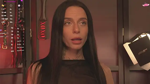 livia starwars online show from October 2025 09:21:01 PM