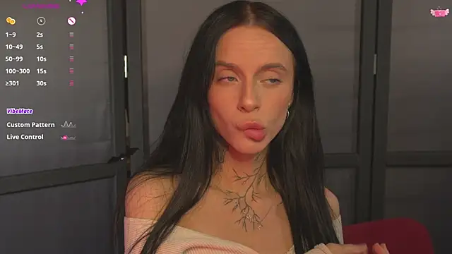 livia starwars online show from November 2025 09:17:01 PM