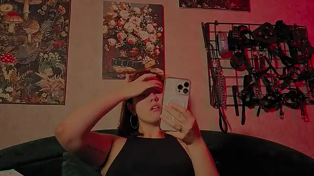 the high priestess online show from March 2026 02:49:01 AM