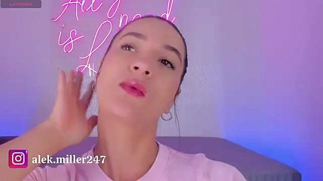 aleksandramiller  online show from September 2025 12:38:02 PM