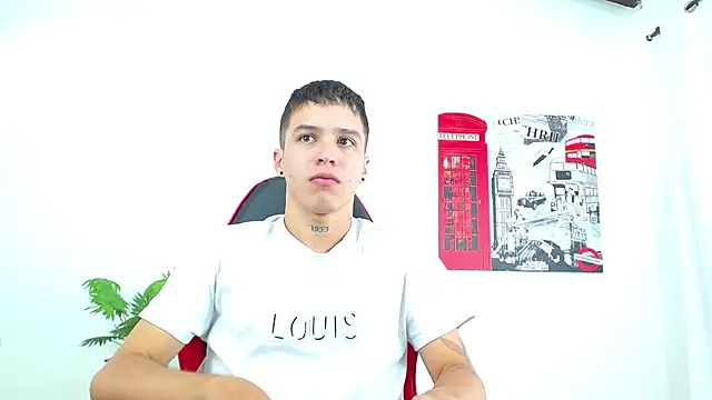 Snapshot of Cumandres18 chatting on September 2025 02:10:01 PM Cumandres18 online show from September 2025 02:10:01 PM