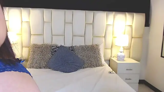 ValuFooster online show from October 2025 04:37:02 PM