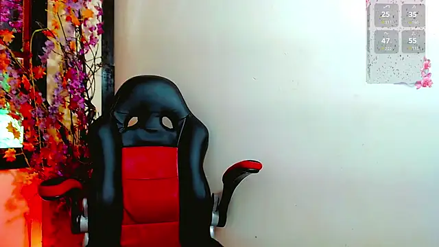 Madison Mujica online show from September 2025 11:11:01 AM