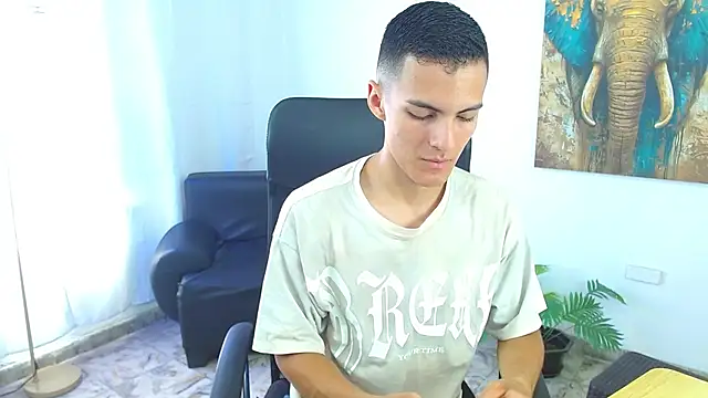 Matiius18 online show from May 2026 01:40:01 PM
