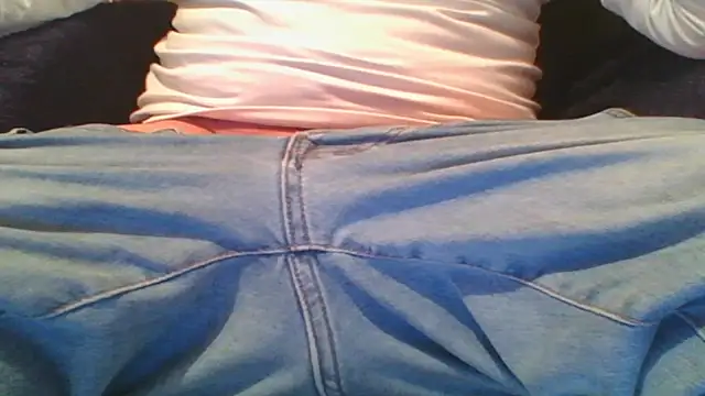 Snapshot of rimenos20 chatting on April 2026 11:53:02 PM rimenos20 online show from April 2026 11:53:02 PM