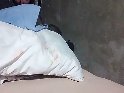 Snapshot of Mayumie05 chatting on September 2025 08:32:02 PM Mayumie05 online show from September 2025 08:32:02 PM