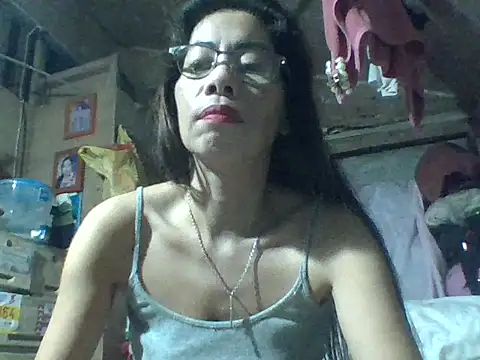 Snapshot of Mayumie05 chatting on September 2025 10:46:02 PM Mayumie05 online show from September 2025 10:46:02 PM