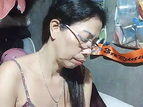 Snapshot of Mayumie05 chatting on November 2025 11:09:01 AM Mayumie05 online show from November 2025 11:09:01 AM