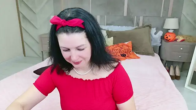 Snapshot of Nina_Stane chatting on October 2025 03:33:02 PM Nina Stane online show from October 2025 03:33:02 PM