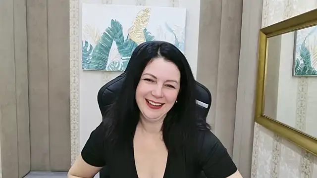 Snapshot of Nina_Stane chatting on December 2025 05:28:01 AM Nina Stane online show from December 2025 05:28:01 AM