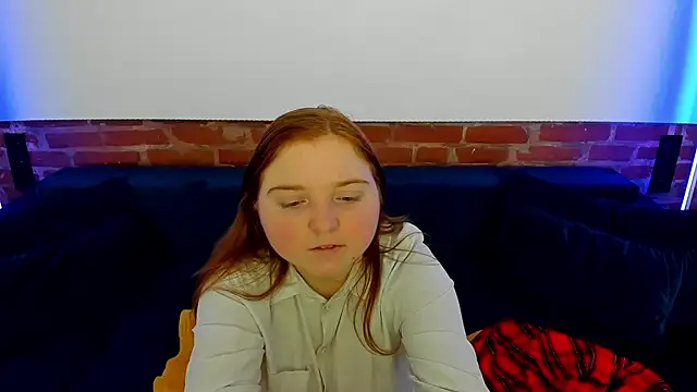 Snapshot of KattyRose8 chatting on October 2025 06:47:01 AM KattyRose8 online show from October 2025 06:47:01 AM