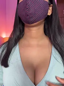 Neha18 online show from April 2026 03:05:01 PM