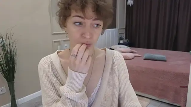 Snapshot of daniellia_ chatting on October 2025 08:59:02 AM daniellia online show from October 2025 08:59:02 AM