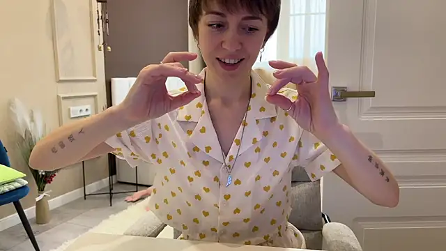 daniellia  online show from February 2026 10:36:02 AM