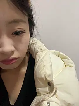 MengMeng0515 online show from November 2025 11:20:02 AM