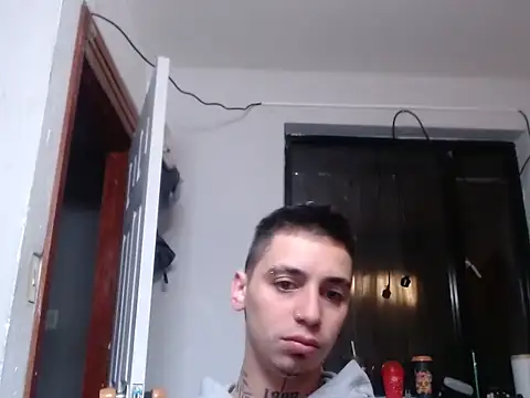 Snapshot of xalejo_max chatting on October 2025 01:07:01 PM xalejo max online show from October 2025 01:07:01 PM