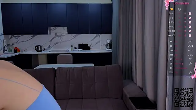 Snapshot of Sara_kaya chatting on November 2025 04:39:02 PM Sara kaya online show from November 2025 04:39:02 PM