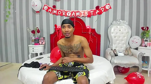 CaroyAndy online show from February 2026 12:33:02 PM