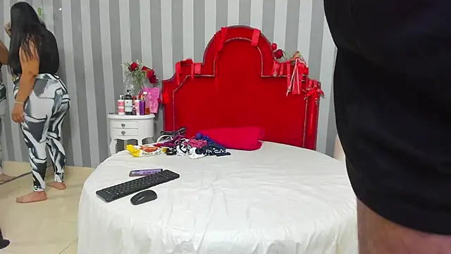 Snapshot of CaroyAndy chatting on March 2026 12:39:02 PM CaroyAndy online show from March 2026 12:39:02 PM