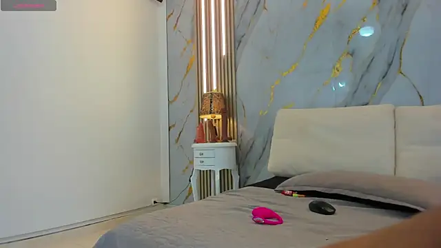 Tiifany Baker online show from March 2026 08:03:01 PM