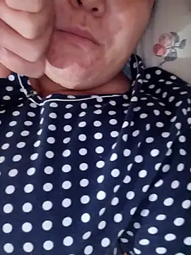 Uzhili online show from October 2025 06:43:01 PM