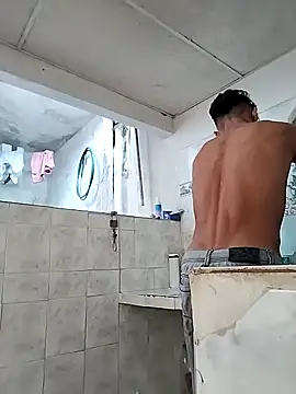 Brayanellatino online show from February 2026 11:53:01 AM