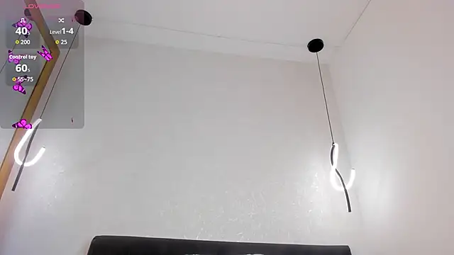 Snapshot of Ariian18 chatting on September 2025 08:00:02 PM Ariian18 online show from September 2025 08:00:02 PM