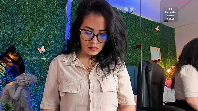 Linagh  online show from January 2026 11:46:02 AM