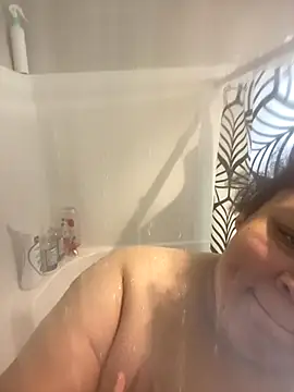 hazeleyedbeauty926 online show from December 2025 05:31:01 PM