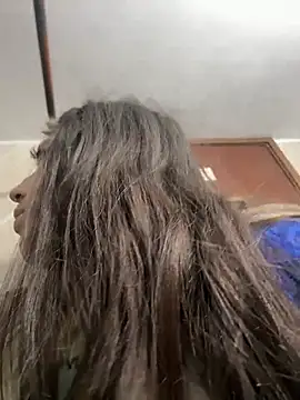 Snapshot of Bella__Lane chatting on February 2026 12:21:01 AM Bella Lane online show from February 2026 12:21:01 AM