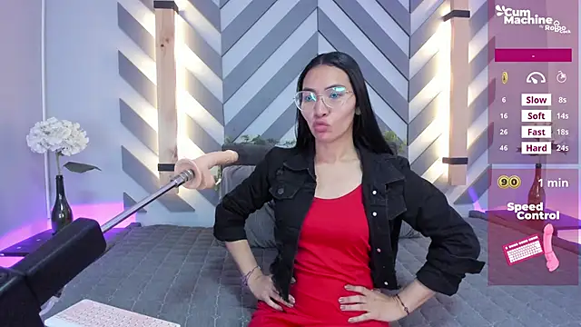 lucyy liiuu online show from September 2025 01:15:02 PM