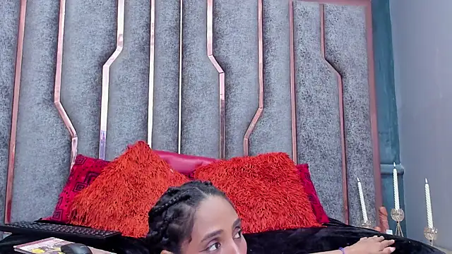 Snapshot of SienaFacchini chatting on December 2025 07:53:02 PM SienaFacchini online show from December 2025 07:53:02 PM