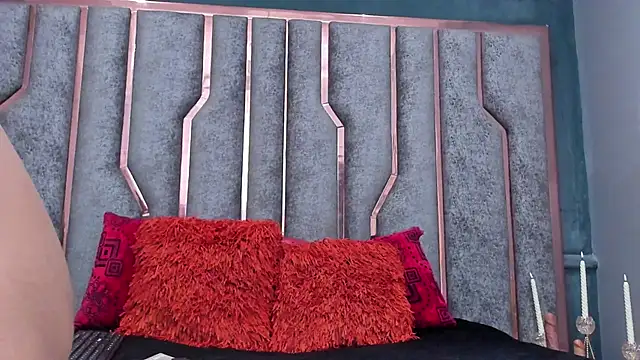 Snapshot of SienaFacchini chatting on December 2025 06:56:01 PM SienaFacchini online show from December 2025 06:56:01 PM