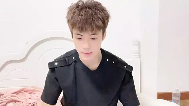 linger2563 online show from September 2025 11:42:01 AM