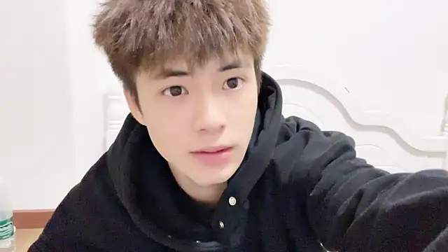 linger2563 online show from September 2025 11:45:02 AM