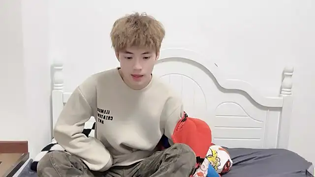 linger2563 online show from October 2025 02:07:02 PM