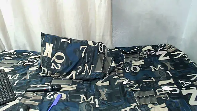 Snapshot of curvydarckcohocolate chatting on June 2026 04:02:02 AM curvydarckcohocolate online show from June 2026 04:02:02 AM