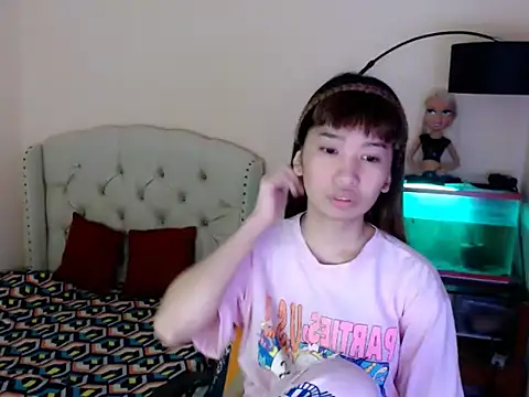 ShantalFoxxy  online show from February 2026 01:10:02 AM