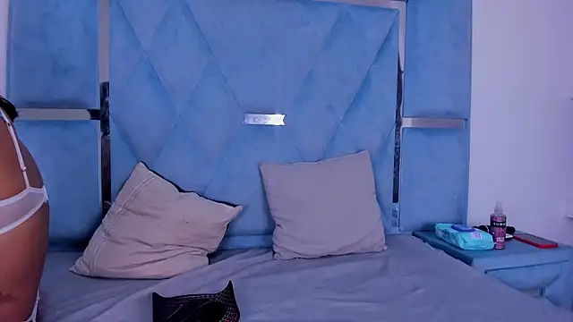 Snapshot of DaylesAndHarry chatting on October 2025 01:08:01 PM DaylesAndHarry online show from October 2025 01:08:01 PM