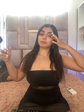 salomecute21 online show from September 2025 01:12:02 PM