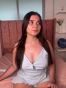 salomecute21 online show from February 2026 11:38:02 AM