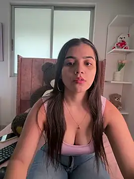 Snapshot of salomecute21 chatting on June 2026 11:35:01 AM salomecute21 online show from June 2026 11:35:01 AM