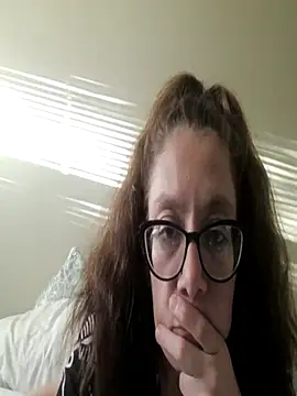 isabellenoela online show from October 2025 10:33:02 PM