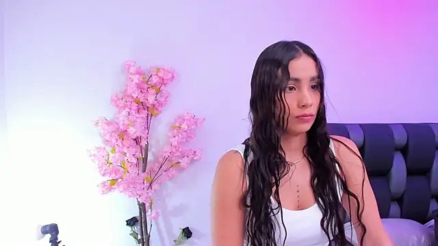 Snapshot of maily_zanss chatting on April 2026 07:55:01 PM maily zanss online show from April 2026 07:55:01 PM