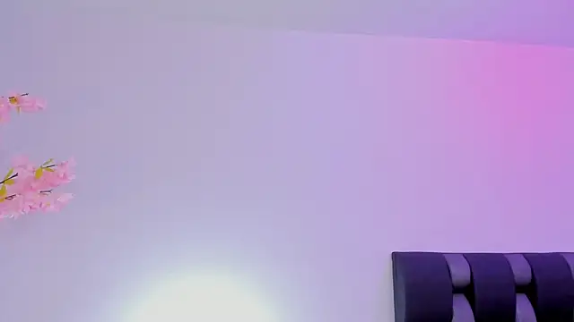 Snapshot of maily_zanss chatting on April 2026 07:51:02 PM maily zanss online show from April 2026 07:51:02 PM