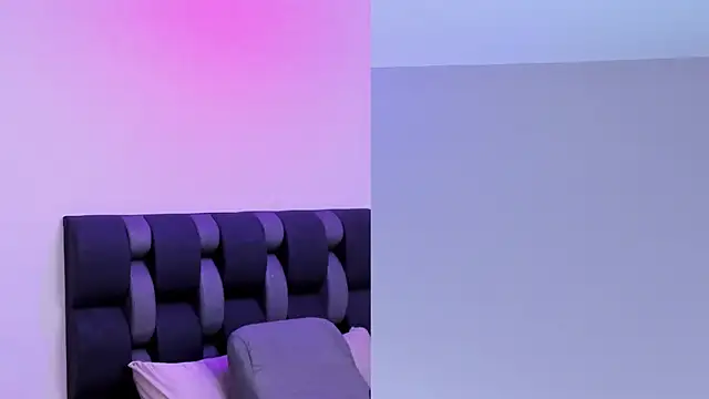 Snapshot of maily_zanss chatting on April 2026 07:53:01 PM maily zanss online show from April 2026 07:53:01 PM