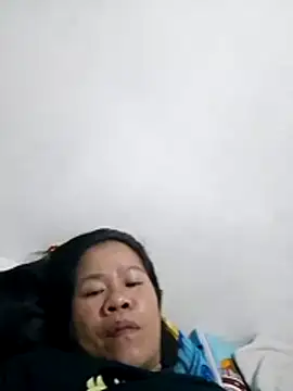 Snapshot of AsianbouncieGIRL chatting on April 2026 12:23:01 AM AsianbouncieGIRL online show from April 2026 12:23:01 AM