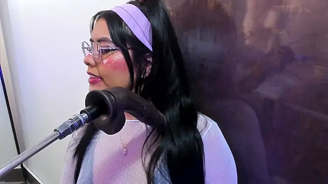 Snapshot of pocahontas_lantina chatting on March 2026 04:05:02 AM pocahontas lantina online show from March 2026 04:05:02 AM