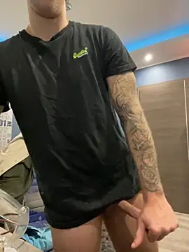 Snapshot of Sexaddict05 chatting on November 2025 12:52:02 AM Sexaddict05 online show from November 2025 12:52:02 AM